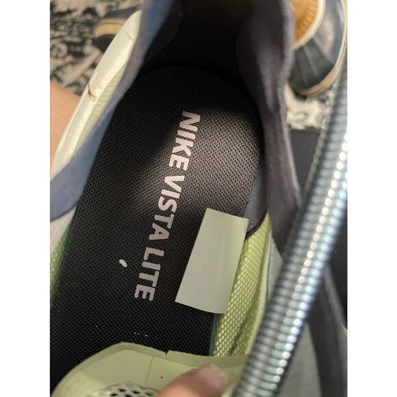 Nike Vista Lite 'Green' Women's Sneakers Size 10 - Picture 2 of 8